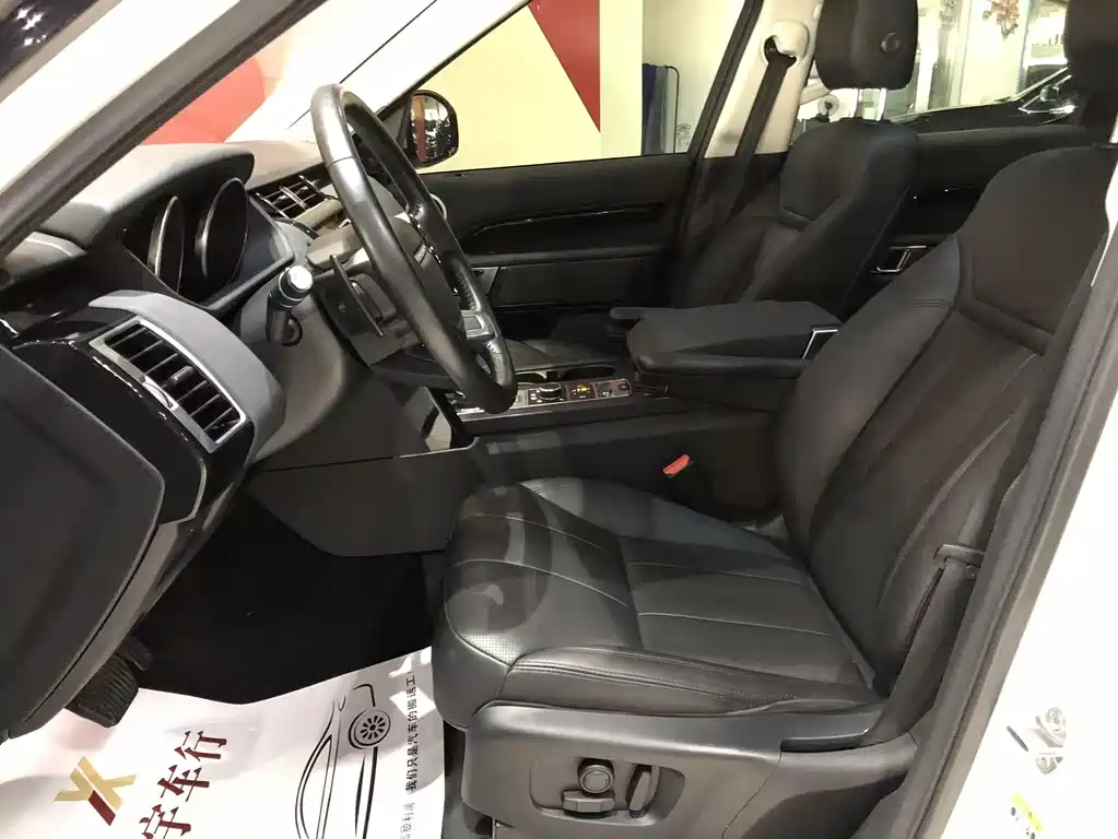 Land Rover Discovery — фото 11