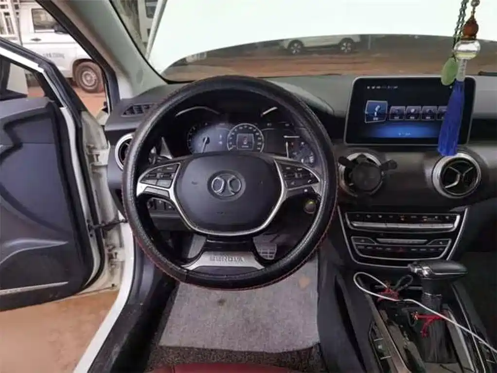 BAIC Senova D50 — фото 14