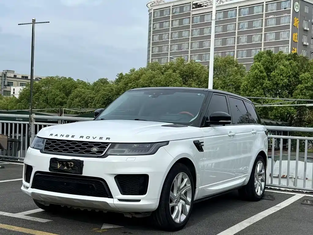Land Rover Sport