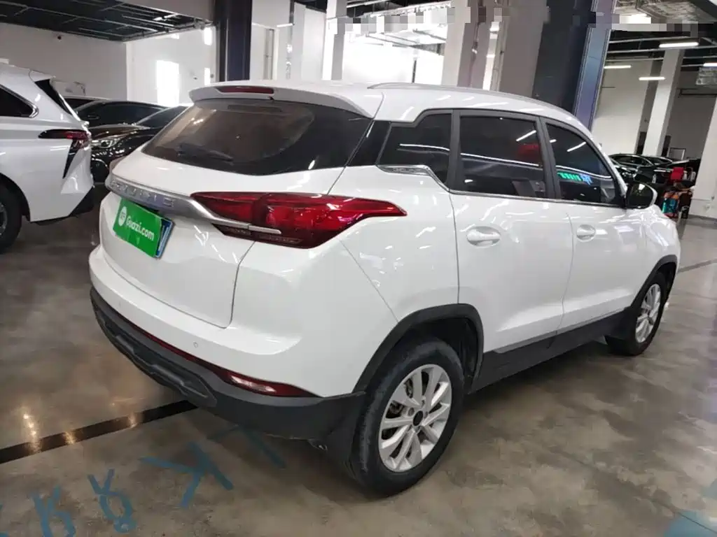 BAIC X3 — фото 7