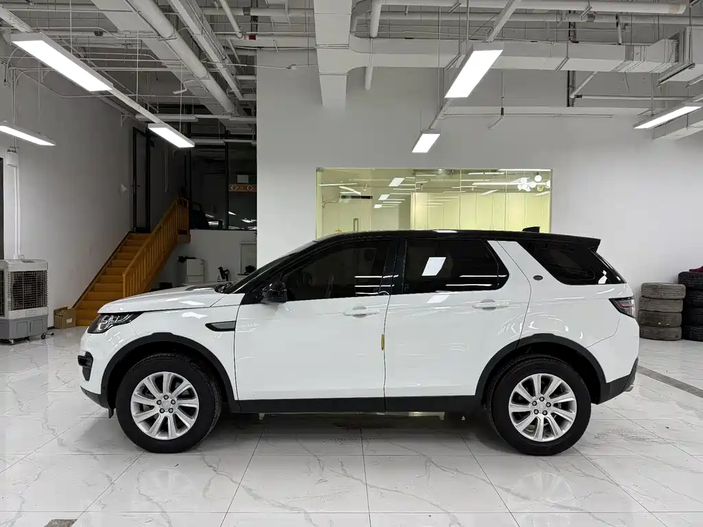 Land Rover Discovery Sport — фото 3