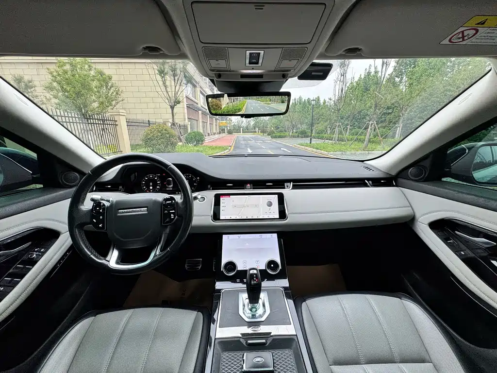Land Rover Evoque — фото 5