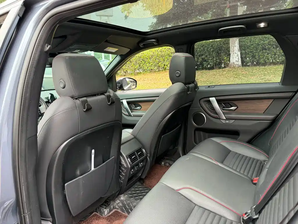Land Rover Discovery Sport — фото 11