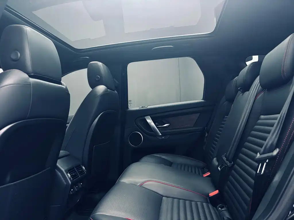 Land Rover Discovery Sport — фото 11