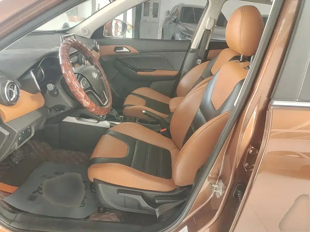 BAIC Senova X35 — фото 15