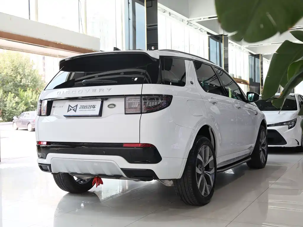 Land Rover Discovery Sport — фото 17