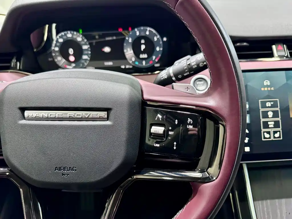 Land Rover Evoque — фото 23