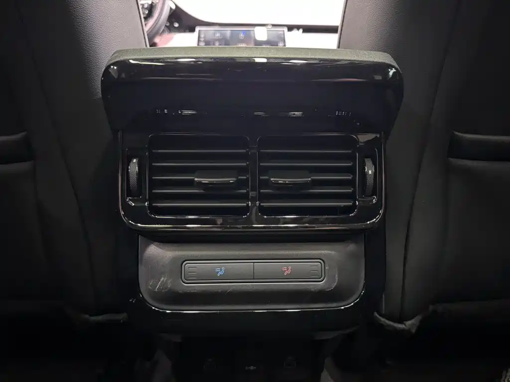 Land Rover Evoque — фото 27
