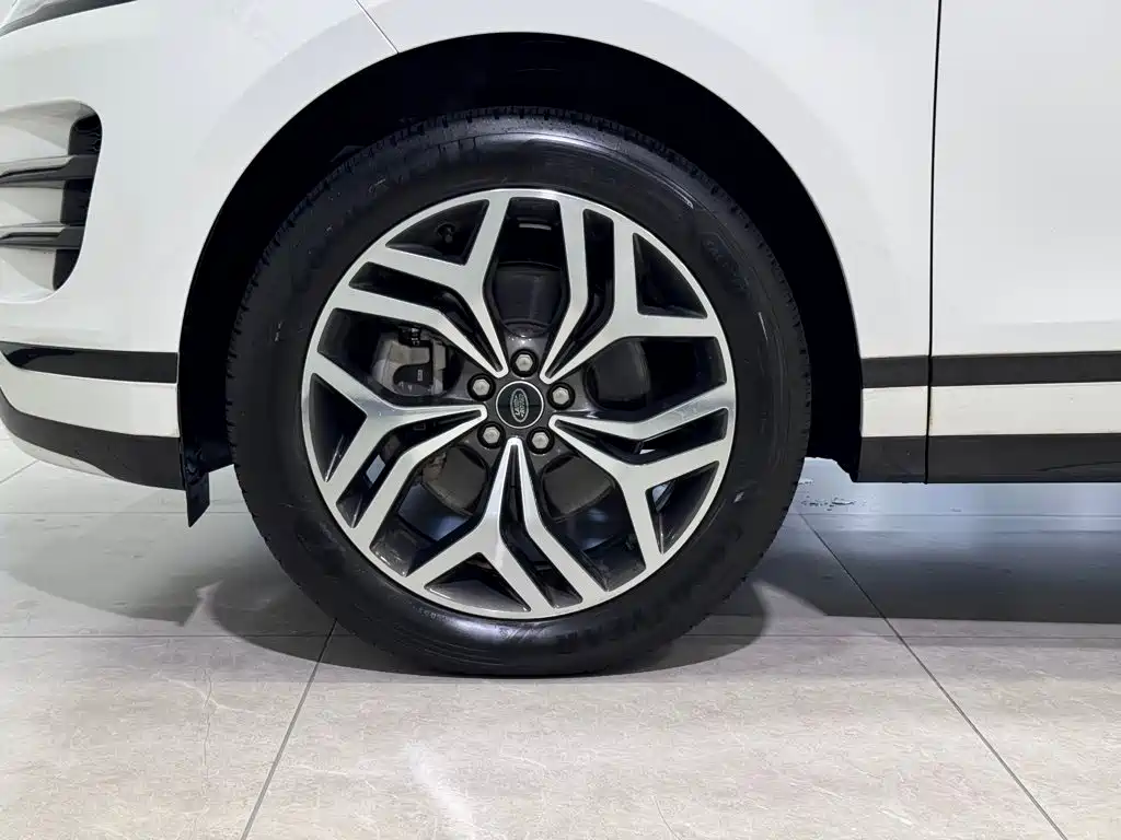 Land Rover Evoque — фото 10