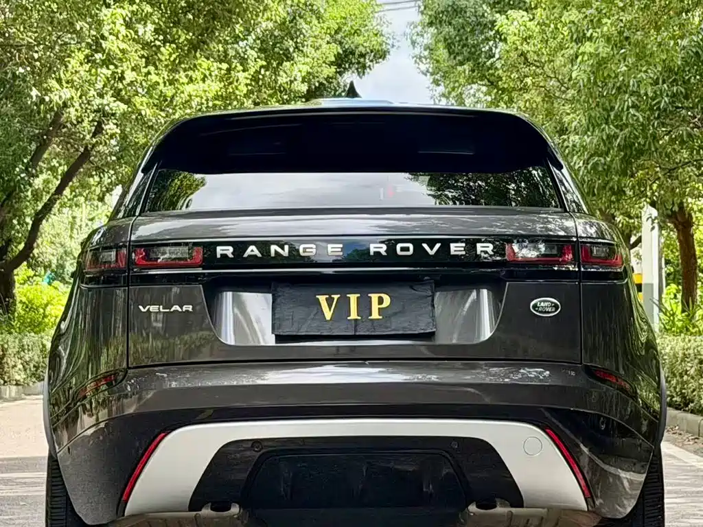 Land Rover Velar — фото 11