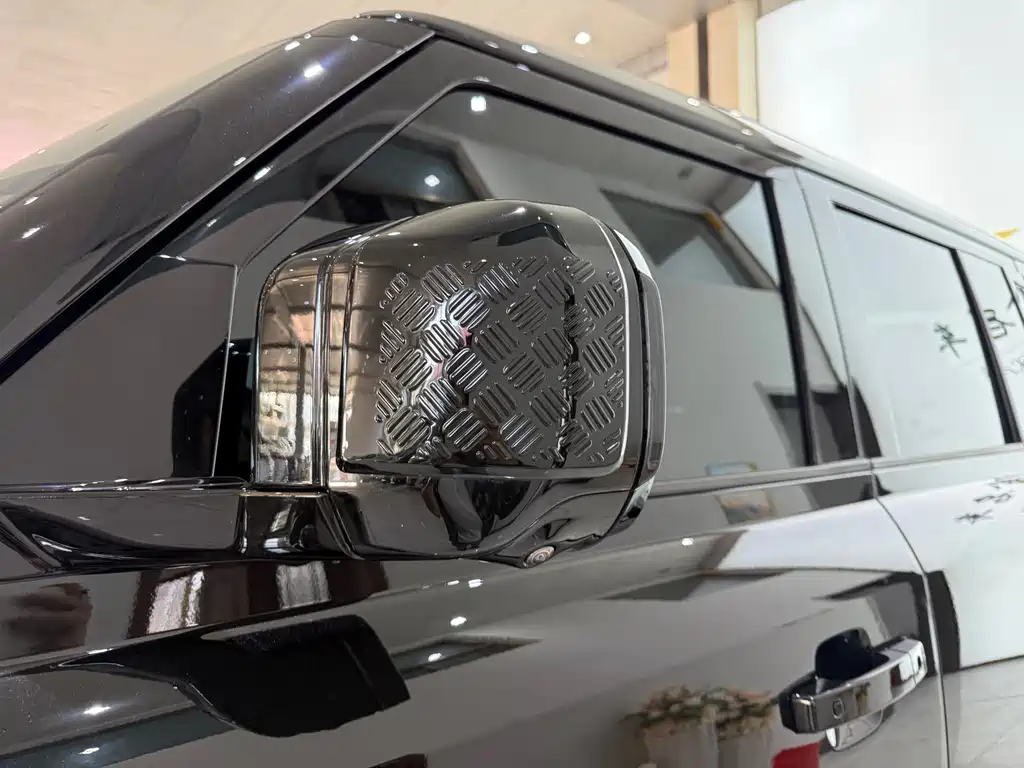 Land Rover Defender — фото 4
