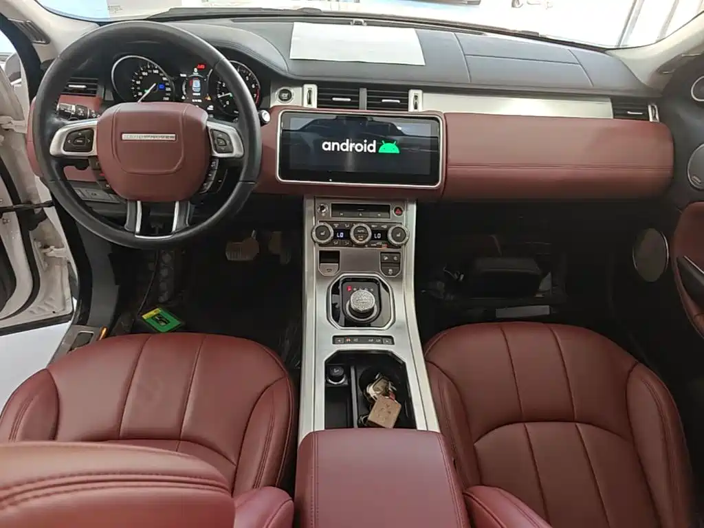 Land Rover Evoque — фото 10