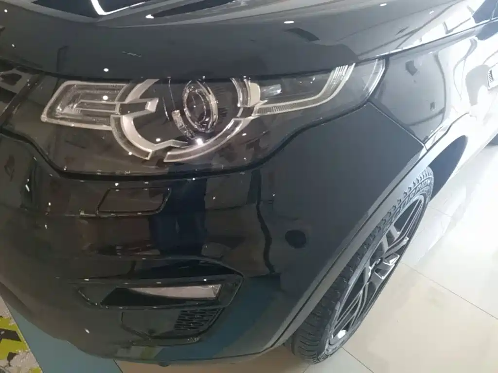 Land Rover Discovery Sport — фото 24
