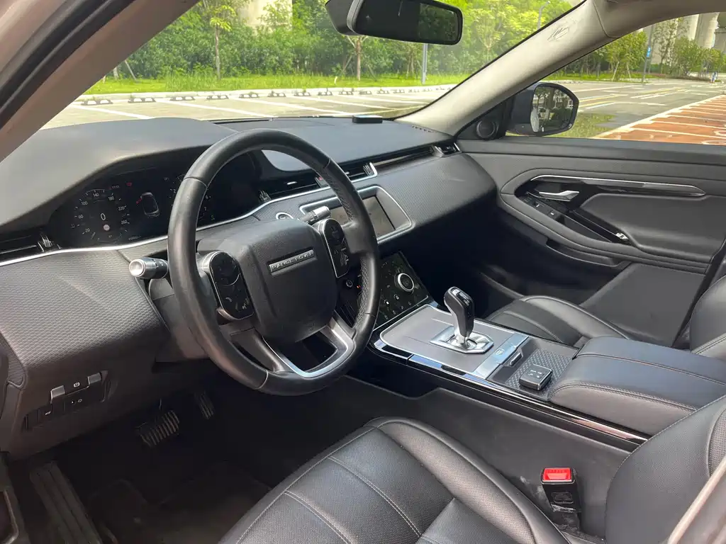 Land Rover Evoque — фото 4