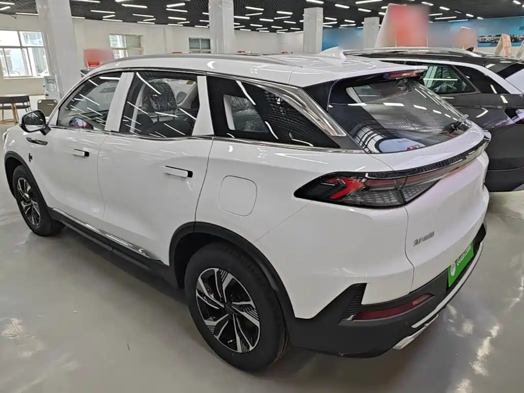 BAIC X7 — фото 5