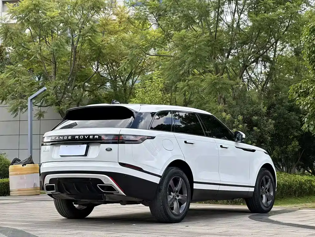 Land Rover Velar — фото 9
