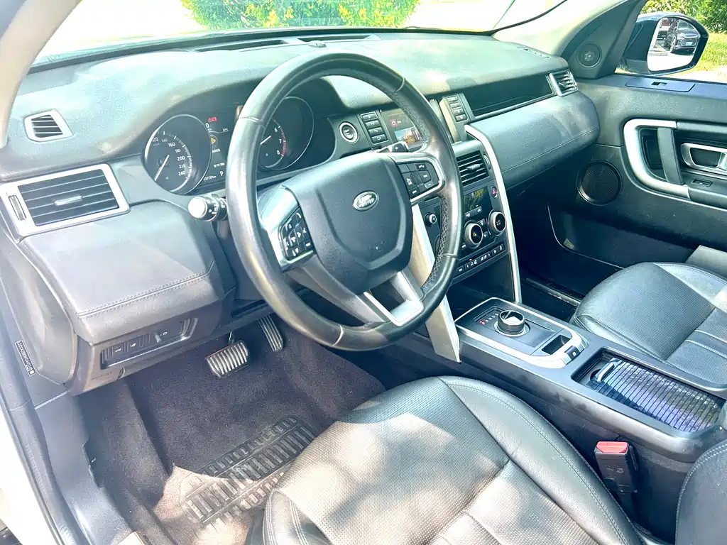 Land Rover Discovery Sport — фото 11