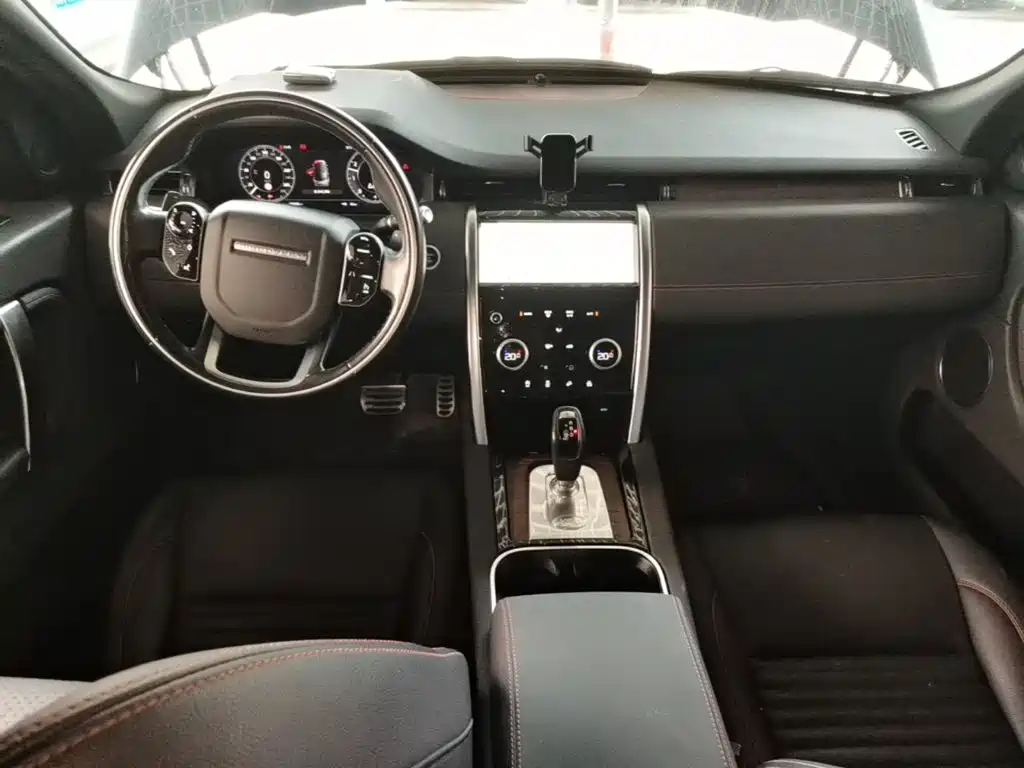 Land Rover Discovery Sport — фото 10