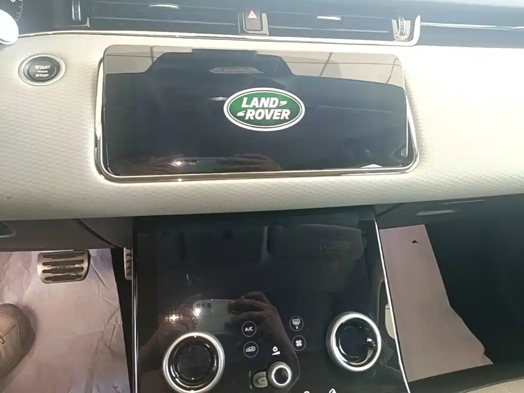 Land Rover Evoque — фото 13
