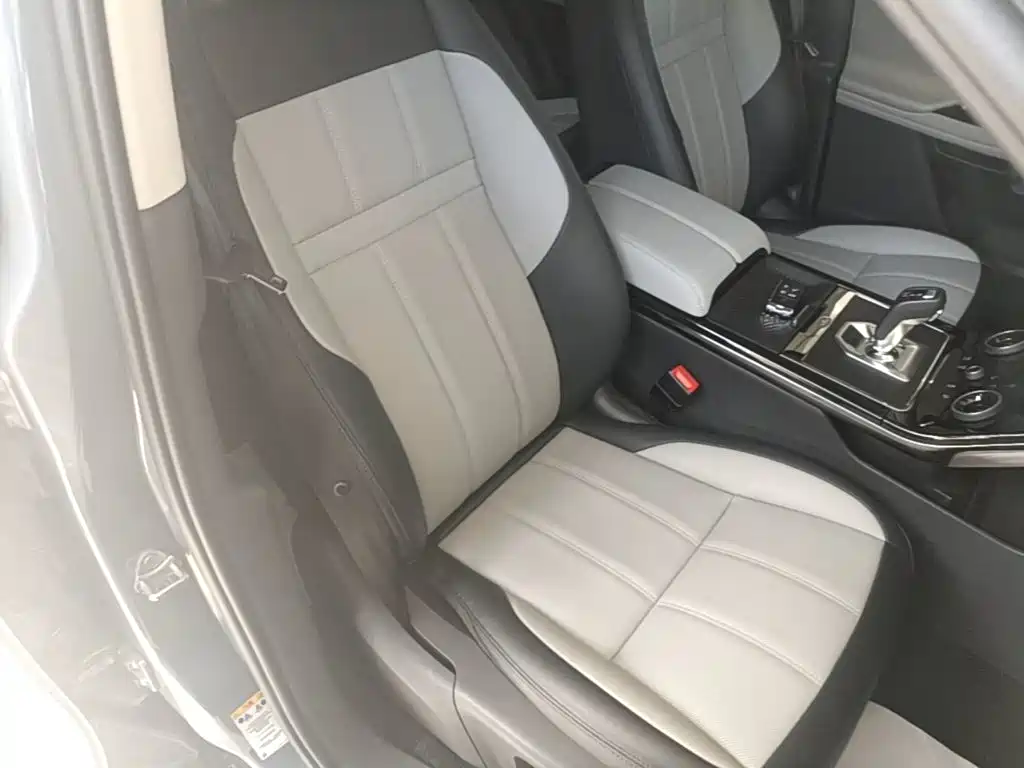 Land Rover Evoque — фото 25