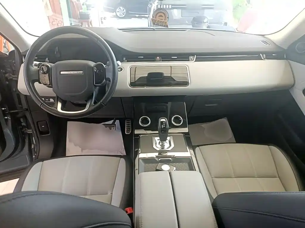 Land Rover Evoque — фото 10