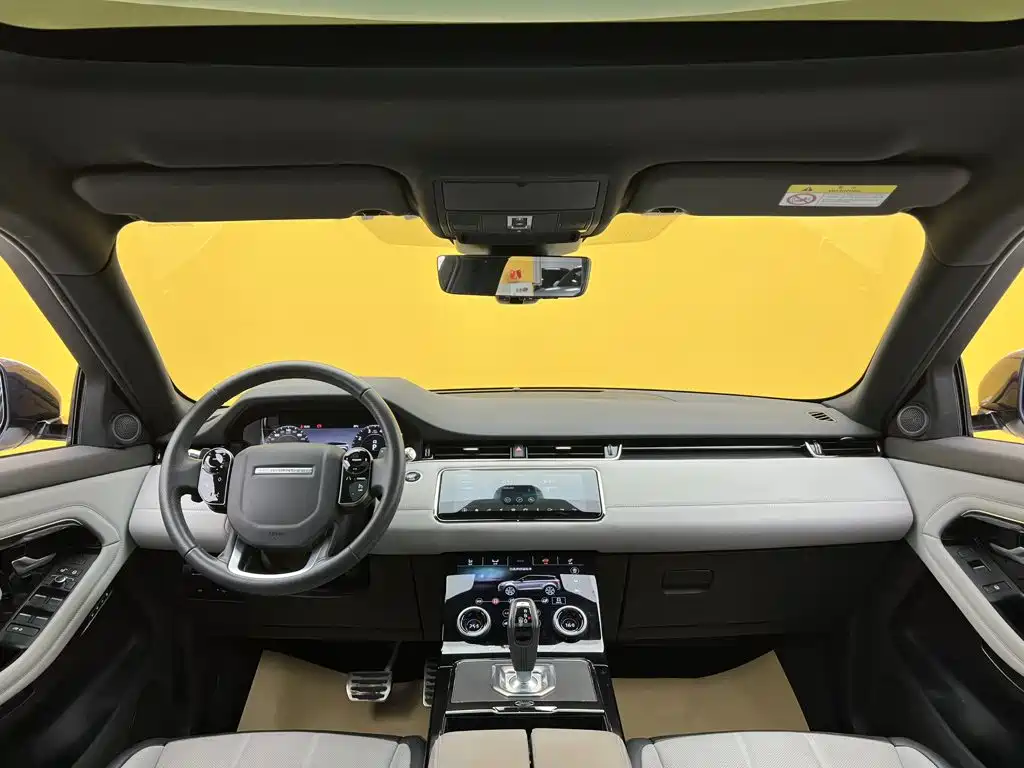 Land Rover Evoque — фото 17