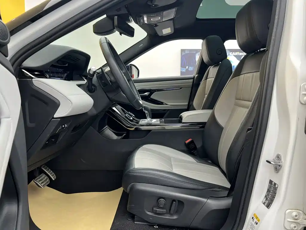 Land Rover Evoque — фото 21