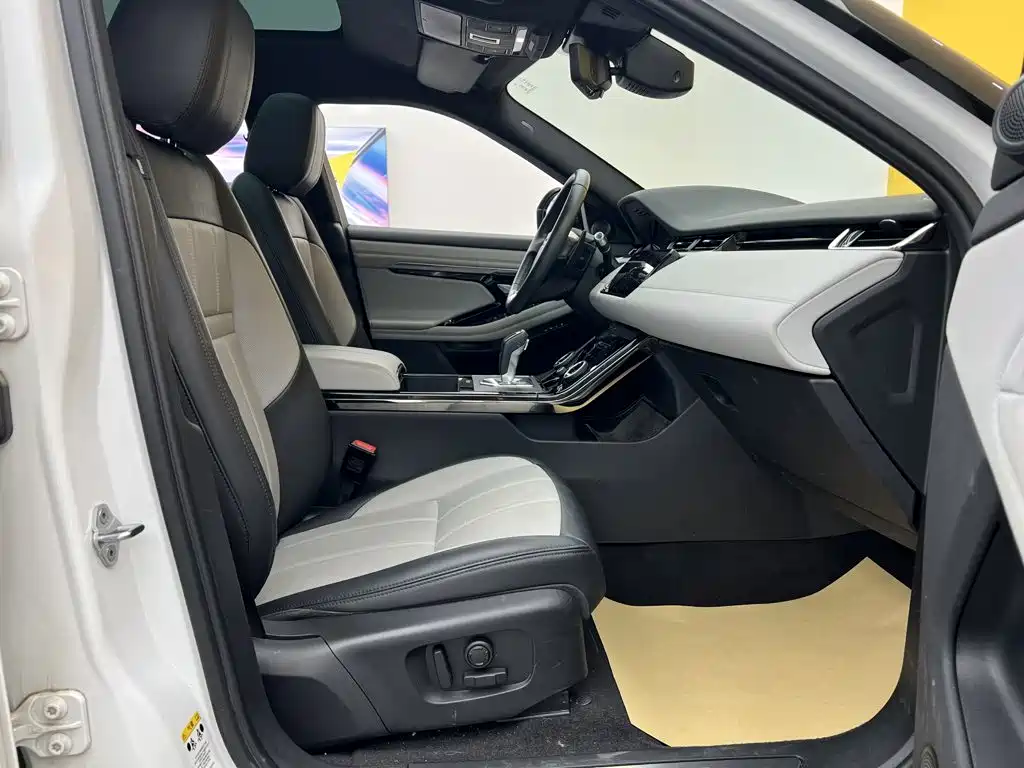 Land Rover Evoque — фото 22
