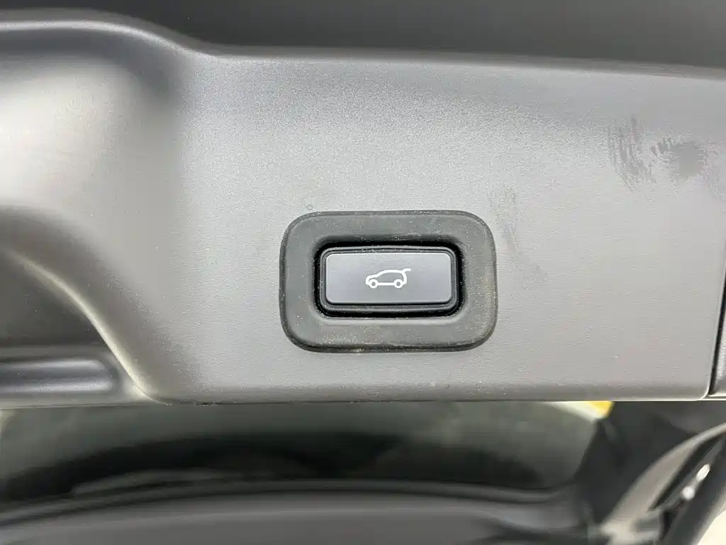 Land Rover Evoque — фото 34