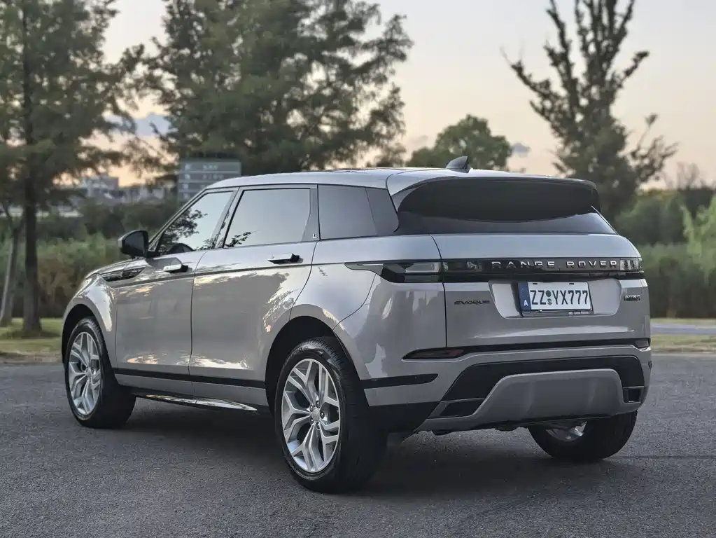 Land Rover Evoque — фото 20