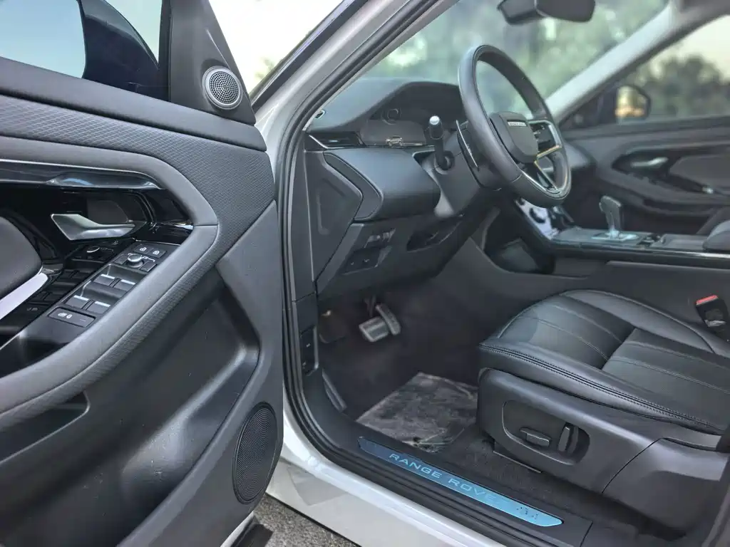 Land Rover Evoque — фото 3