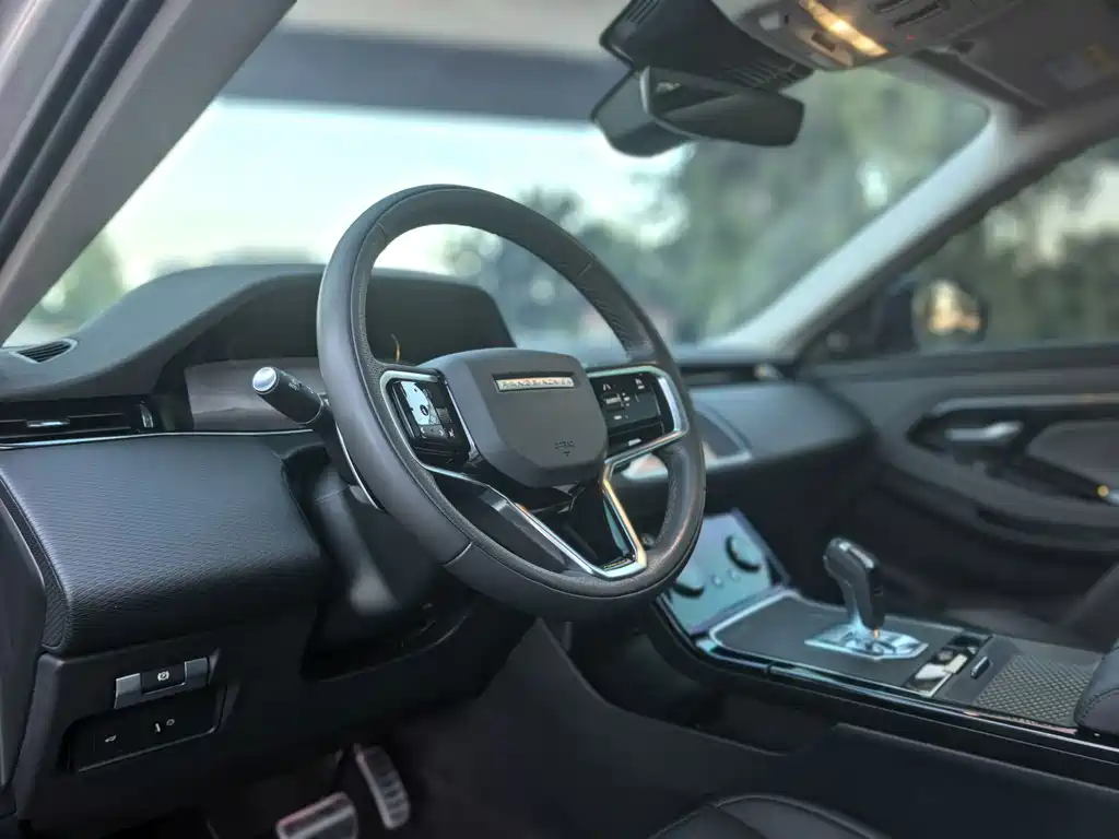 Land Rover Evoque — фото 6