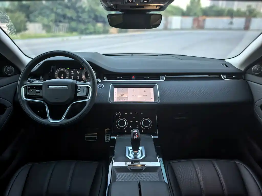 Land Rover Evoque — фото 7