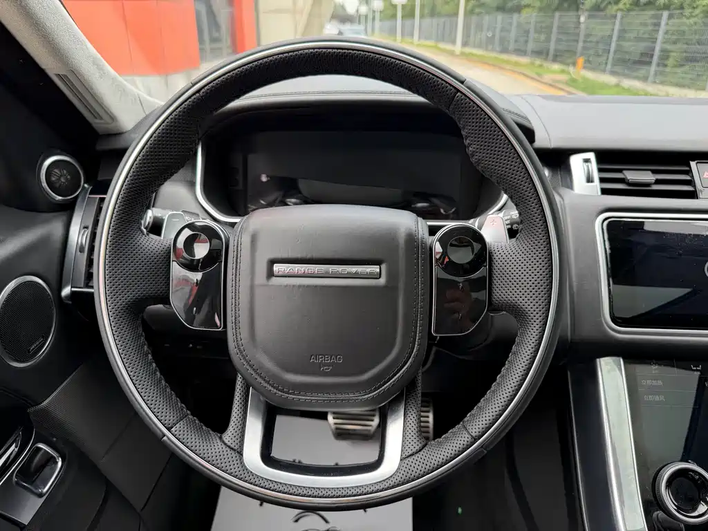 Land Rover Sport — фото 14