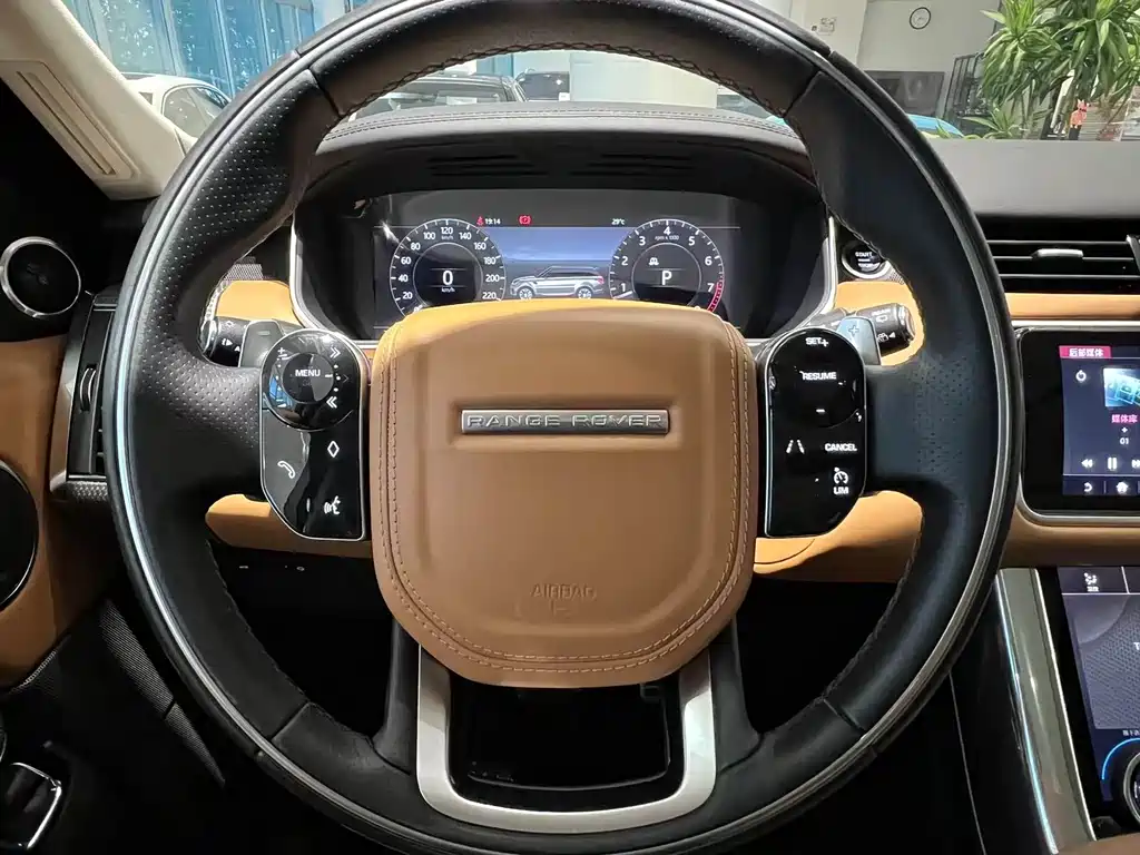 Land Rover Sport — фото 13