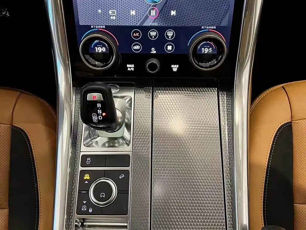 Land Rover Sport — фото 14