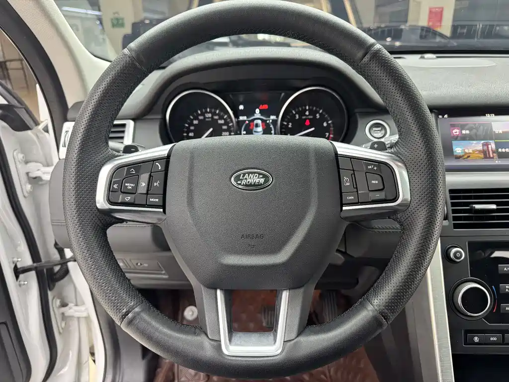 Land Rover Discovery Sport — фото 2