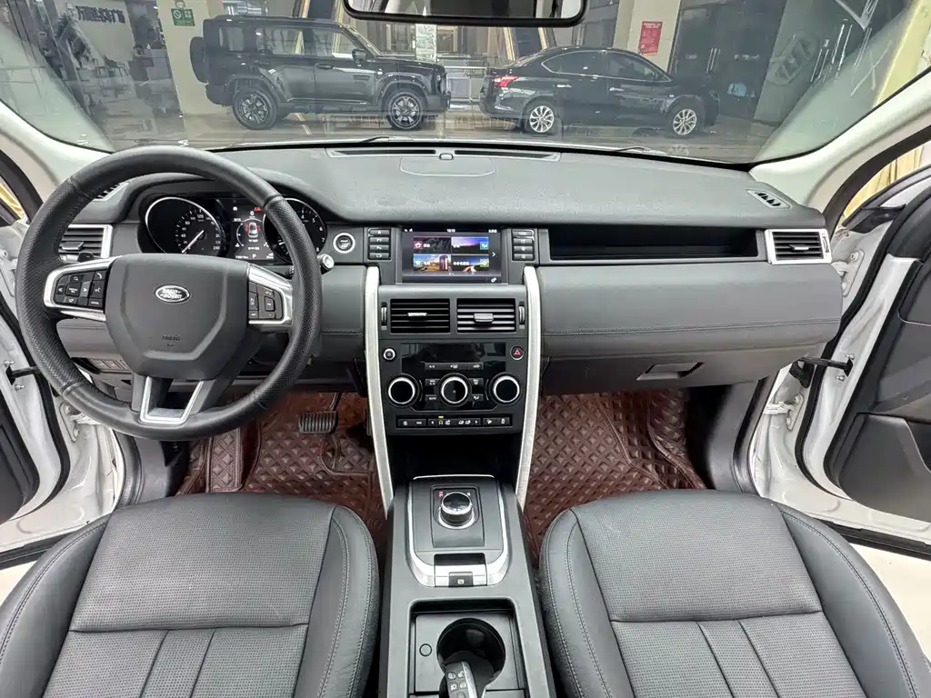 Land Rover Discovery Sport — фото 4