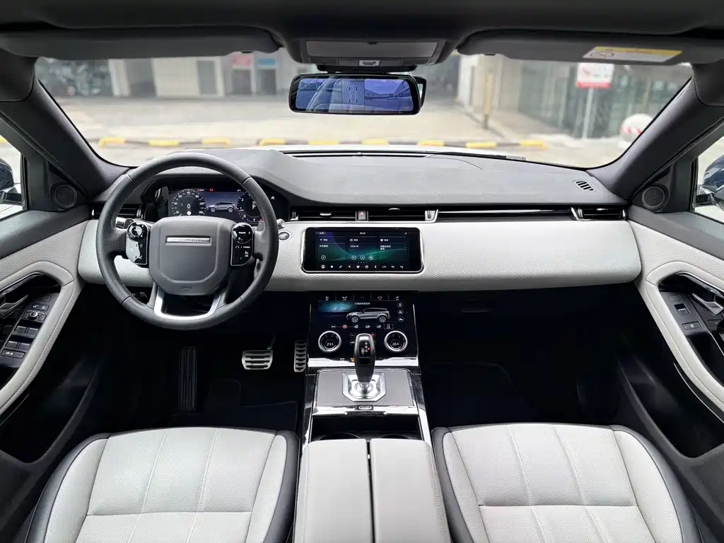 Land Rover Evoque — фото 10