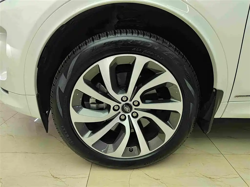 Land Rover Discovery Sport — фото 14