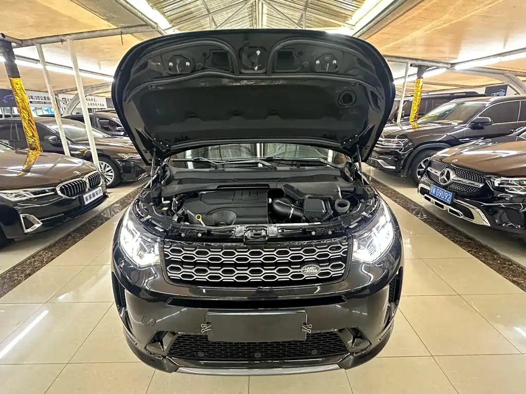 Land Rover Discovery Sport — фото 17