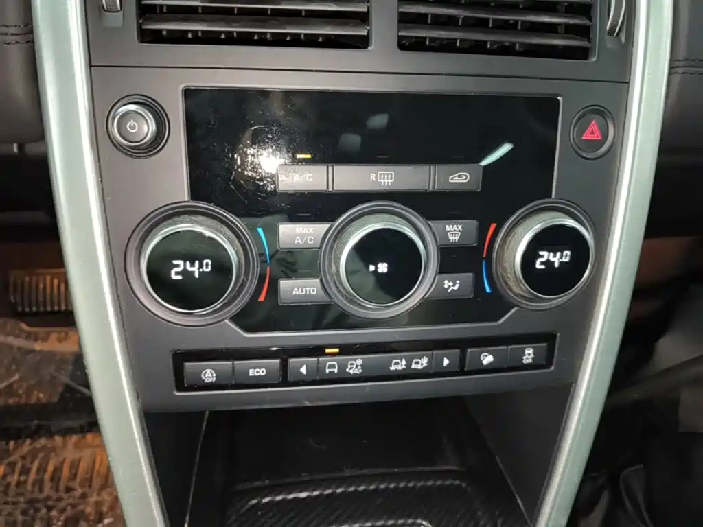 Land Rover Discovery Sport — фото 13