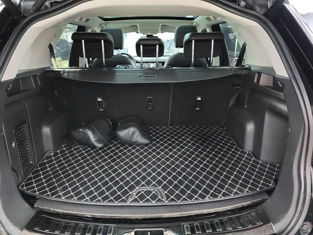 Land Rover Discovery Sport — фото 19
