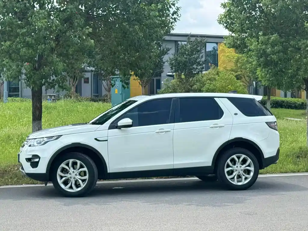 Land Rover Discovery Sport — фото 4
