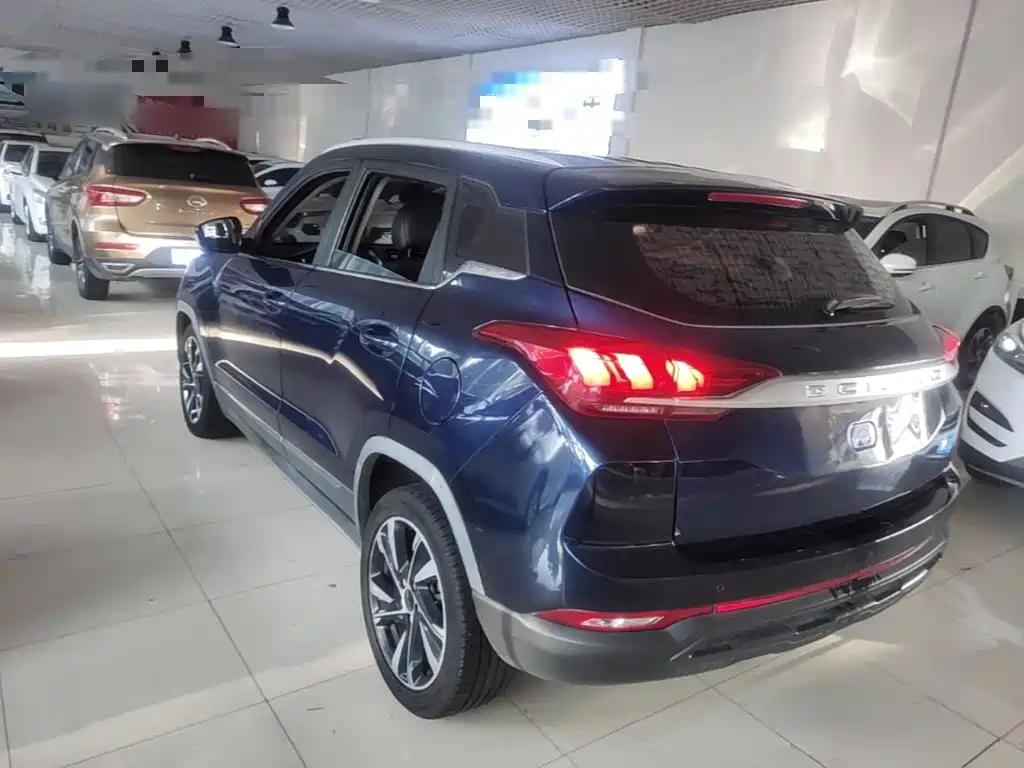 BAIC X3 — фото 5