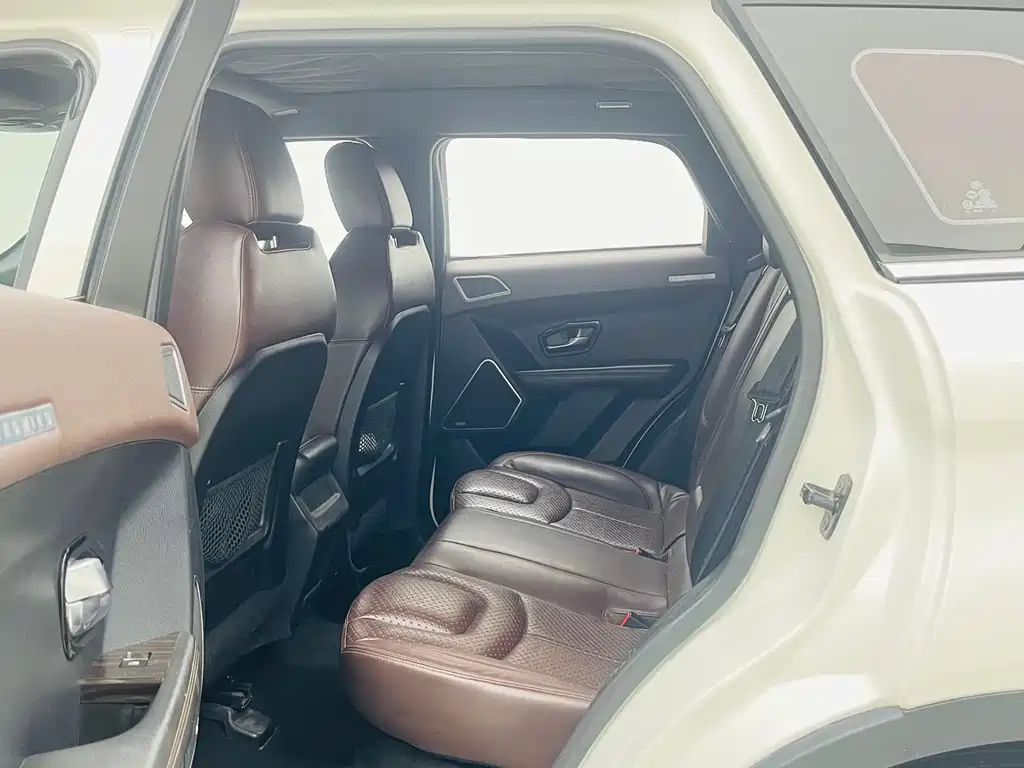 Landwind Landwind X7 — фото 9