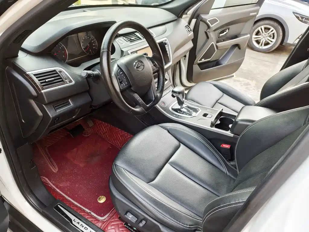 Landwind Landwind X7 — фото 9