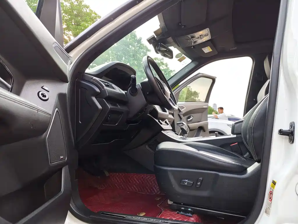 Landwind Landwind X7 — фото 10