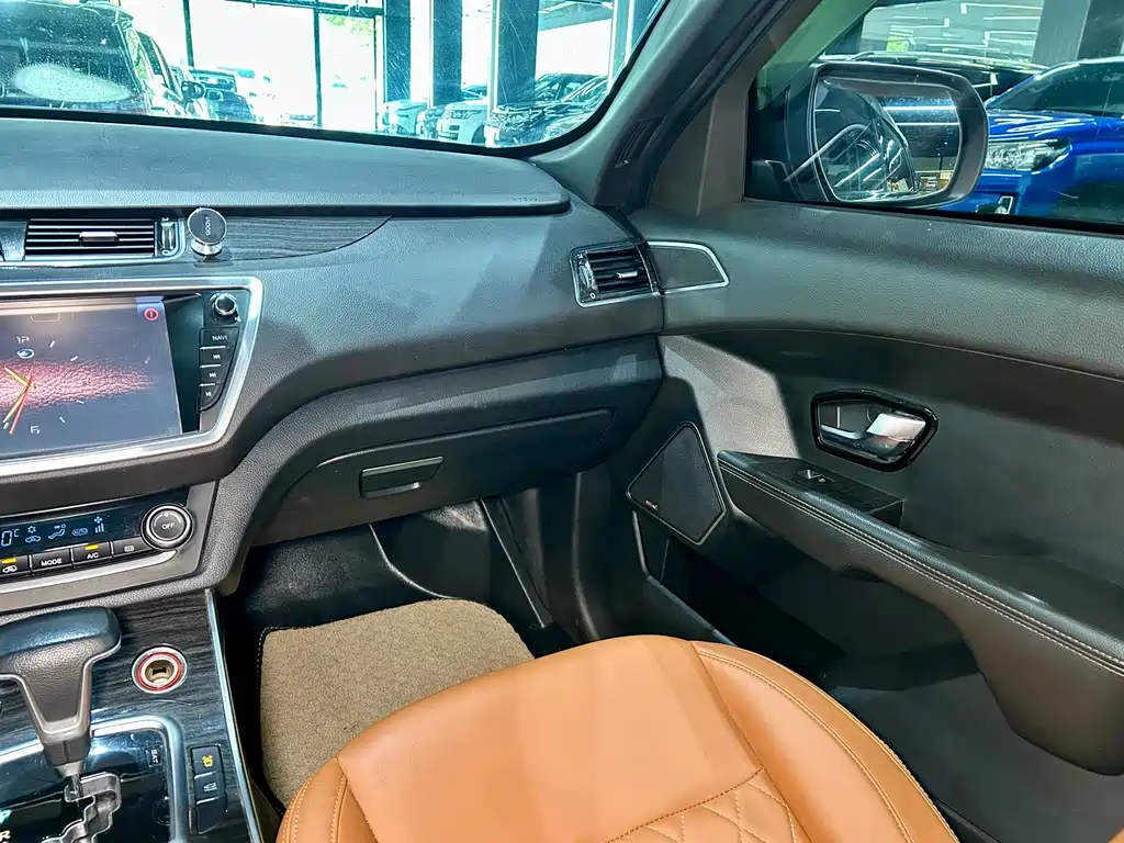 Landwind Landwind X7 — фото 25