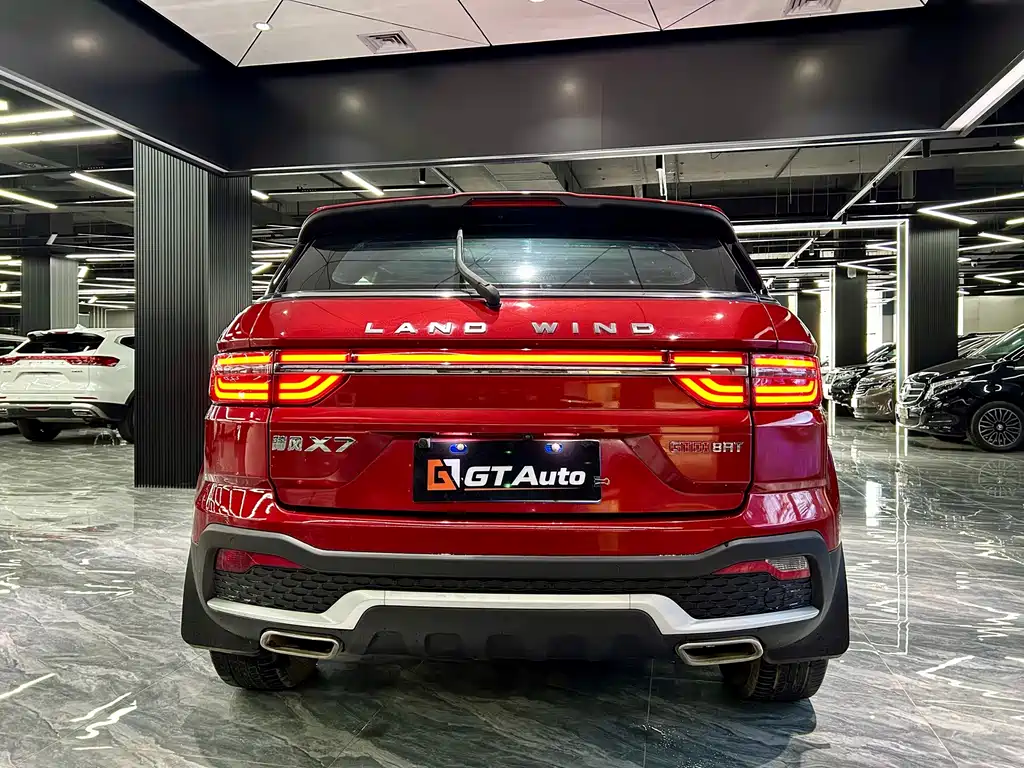 Landwind Landwind X7 — фото 6